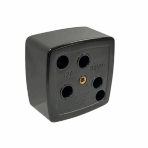 TOMA BASE INDUSTRIAL 3x32A + TIERRA NEGRO KALOP